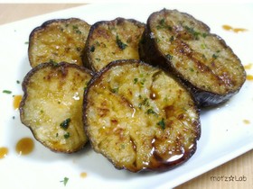 じゅわっと甘辛に焼く♪水なすのステーキ