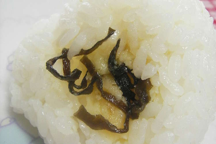 クリームチーズ 塩昆布 おにぎりぃ レシピ 作り方 By かごちゃー クックパッド 簡単おいしいみんなのレシピが368万品