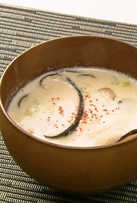 椎茸の豆乳スープ
