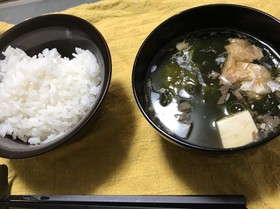 鯖缶まるごとワカメスープ