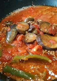 茄子と挽き肉のトマト煮