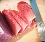 海外組へ 肉屋直伝!自分で薄切り肉の写真