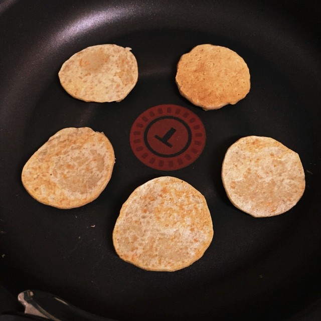 手づかみ離乳食 人参とバナナのパンケーキ レシピ 作り方 By クックf6tho0 クックパッド 簡単おいしいみんなのレシピが355万品