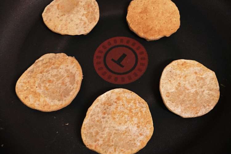 手づかみ離乳食 人参とバナナのパンケーキ レシピ 作り方 By クックf6tho0 クックパッド 簡単おいしいみんなのレシピが365万品