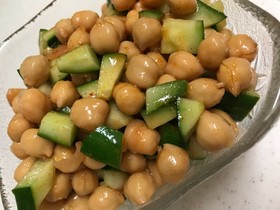 おつまみに最高〜☆ひよこ豆のキムチあえ