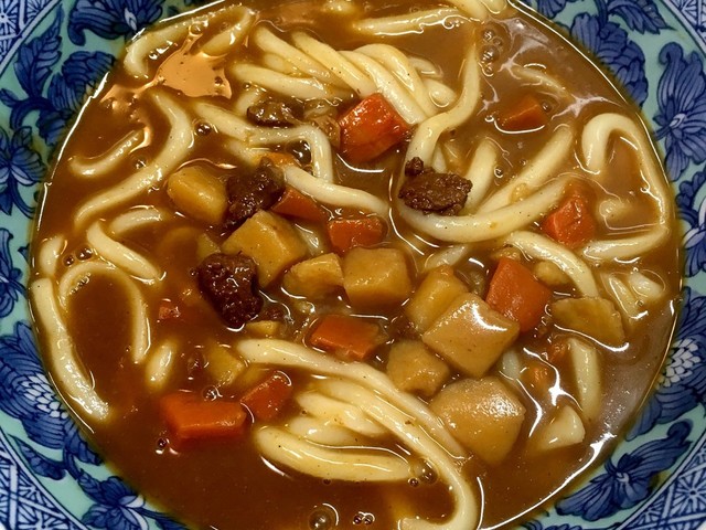めんつゆ レトルトカレーでカレーうどん レシピ 作り方 By さつきa クックパッド 簡単おいしいみんなのレシピが361万品