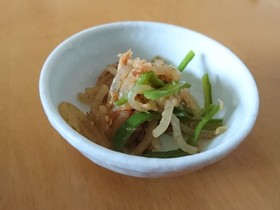 ピーマンとツナとこんにゃくのきんぴら