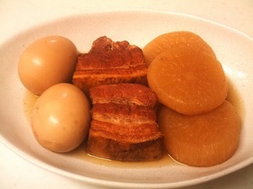 スロークッカーで作った豚肉とガンジュール（ピジョンエンドウ）のシチューのレシピ