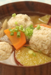 【腸活】鶏団子と根菜の具だくさん味噌汁