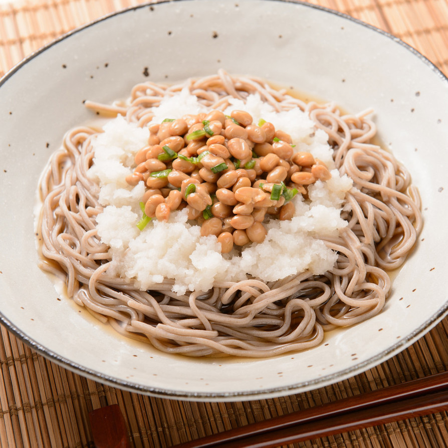 納豆と辛味大根のおろしそばの画像