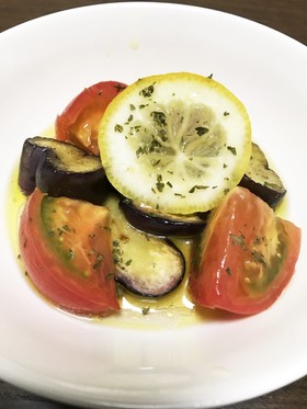 ナスとトマトのレモンシロップマリネ