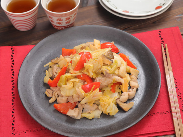 豚肉と野菜の回鍋肉風☆ピリ辛味噌炒め