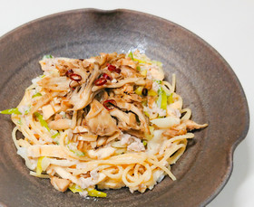きのこと油揚げの豆乳和風パスタ