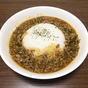 6種のスパイスキーマカレー
