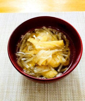大根と油揚げの味噌汁