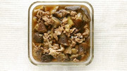 麺つゆで!豚肉となすのくたくた煮の写真