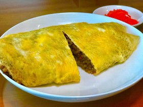 紹興酒風味ソース炒飯のオムライス