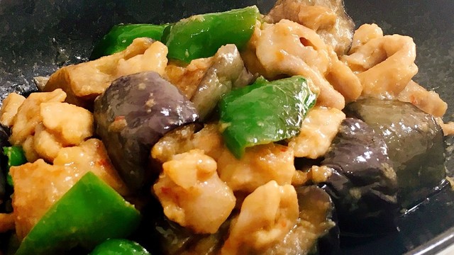 冷凍揚げ茄子で 茄子と豚肉の辛味噌炒め レシピ 作り方 By 新米幸せママ クックパッド