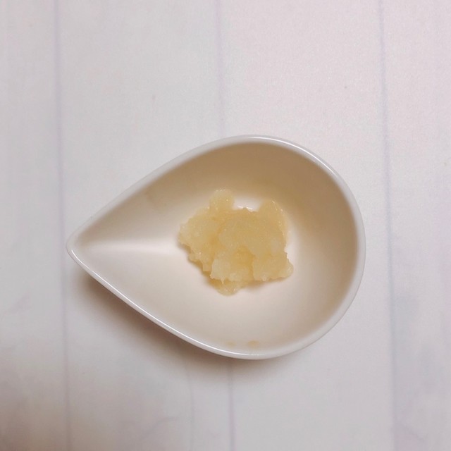 離乳食初期 レンジでりんご ペースト レシピ 作り方 By Fuu Mama クックパッド 簡単おいしいみんなのレシピが360万品