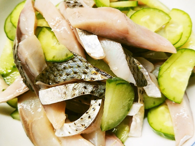 酢で1晩で小骨が消えた このしろの酢の物 レシピ 作り方 By 悠美姉 クックパッド 簡単おいしいみんなのレシピが354万品 酢で1晩で小骨が消えた このしろの酢の物 レシピ 作り方 By 悠美姉 クックパッド 簡単おいしいみんなのレシピが354万品