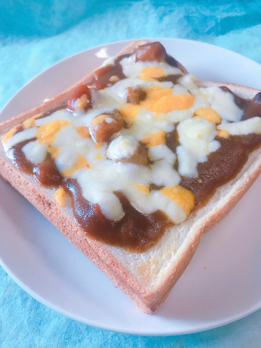 朝食に！超簡単！チーズカレートーストの画像