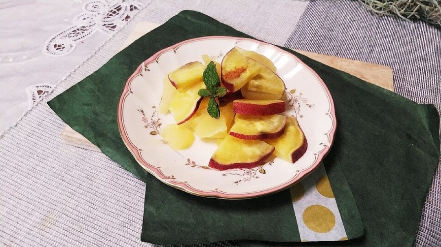 りんごとサツマイモのシナモン煮の画像