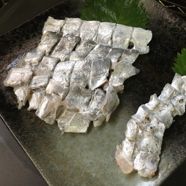 太刀魚のお刺身 炙り レシピ 作り方 By クックくみお クックパッド 簡単おいしいみんなのレシピが361万品