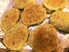 離乳食後期〜ジャガイモとしらすのおやき