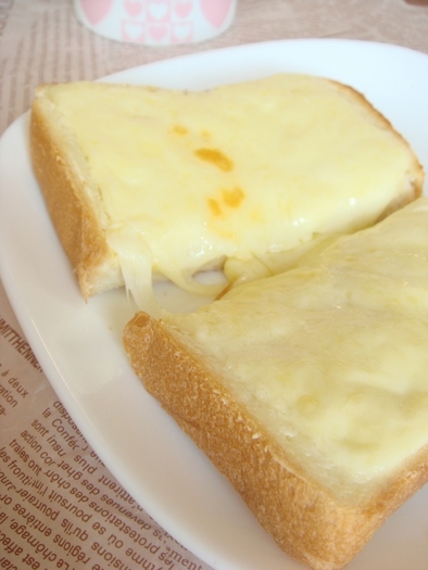 チーズチーズトースト☆.｡.：*･゜の写真