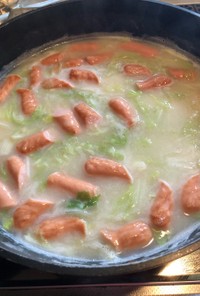 簡単☆白菜とソーセージのクリームスープ