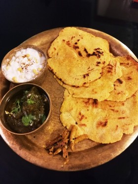 makki ki roti/コーンパン