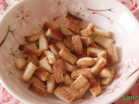 簡単&美味しい☆パンの耳フレーク♪