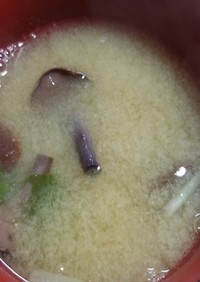 アミタケと水菜の味噌汁