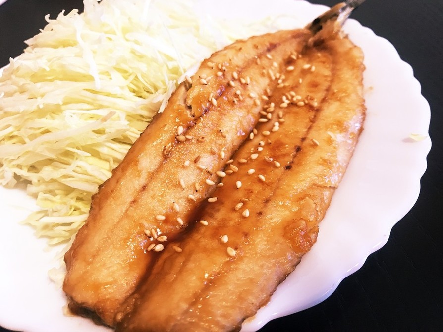 秋刀魚の蒲焼の画像