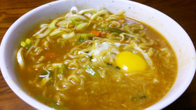 辛(しん)チーズカレーらーめん♪
