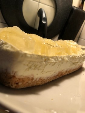 割と簡単ゼリーと二層のレアチーズケーキ