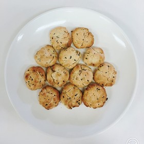 手作りおやつ。きなことごまの豆乳クッキー