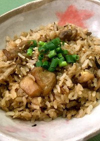 簡単！鶏肉とキノコの中華風炊き込みご飯