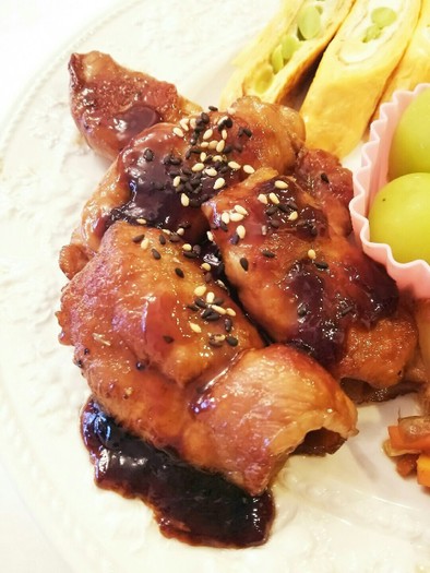 お弁当 蓮根の肉巻き(照焼き)の写真