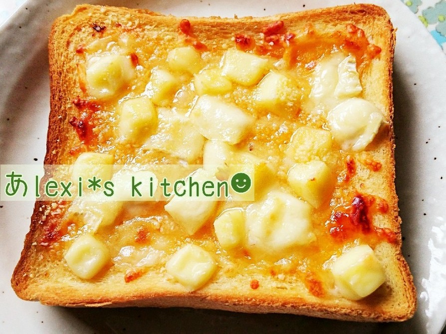 クワトロフォルマッジ☆チーズトーストの画像