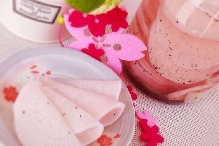 春にぴったりサクラ色大根 甘酢漬け レシピ 作り方 By ｎｉｎｉx クックパッド 簡単おいしいみんなのレシピが356万品