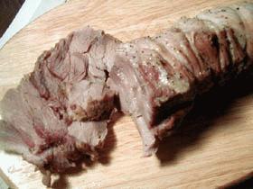 黒胡椒風味の塩漬け豚