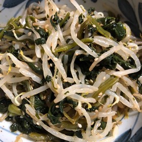 冷凍ほうれん草ともやしのナムル