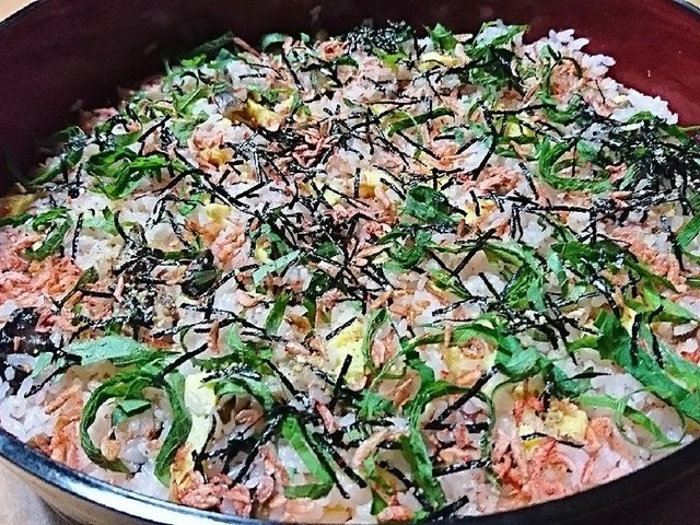桜エビ 又はオキアミ のちらし寿司 レシピ 作り方 By りりいです クックパッド 簡単おいしいみんなのレシピが356万品