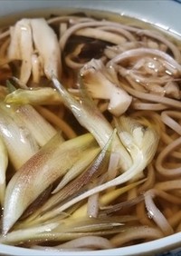 天然マイタケ、シモフリシメジの温蕎麦＾＾