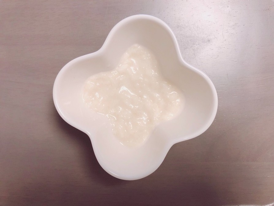 【離乳食】レンジでミルクパン粥の画像