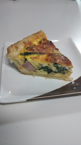 冷凍パイ生地でカフェ飯っぽいキッシュ!