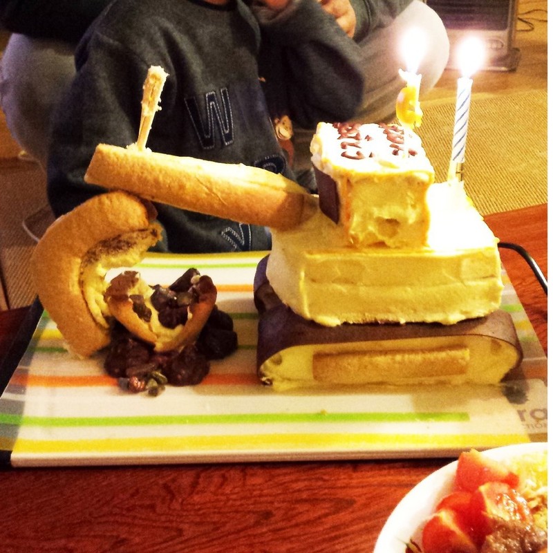 みんなが作ってる ショベルカーケーキのレシピ クックパッド 簡単おいしいみんなのレシピが366万品