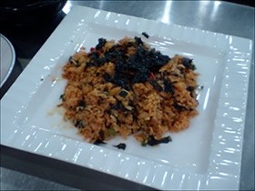 韓国料理 簡単ポックンパプ(韓国風炒飯)