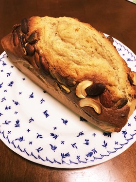 全粒粉とHMでナッツケーキ